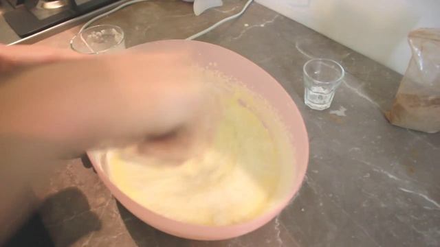 Простой рецепт Кексов. Шоколадные кексы и кексы с начинкой.Как приготовить кексы! смотреть онлайн