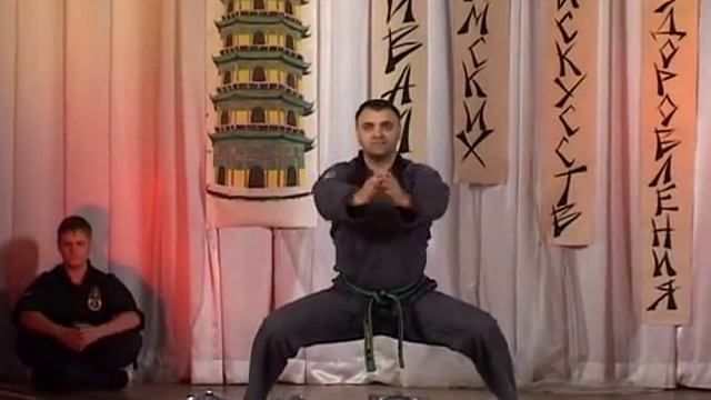 Форма с нунчаку. В. Болатаев 1 данг 