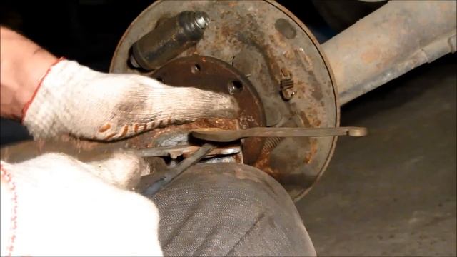 Замена задних тормозных колодок Ваз 2110, 2111, 2112, Калина, Гранта, Приора, 2113, 2114, 2108, 210 смотреть онлайн