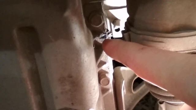 Кобальт не заводится. Где масса на двигателе? смотреть онлайн