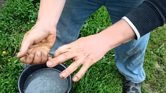 КАК ОТМЫТЬ РУКИ от мазутной грязи или машинного масла