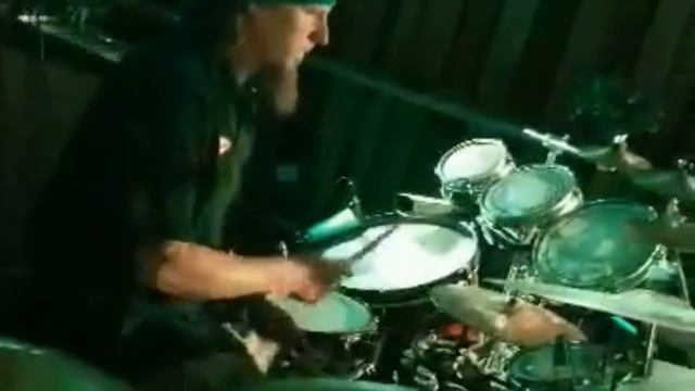 Divided We Fall (official video) смотреть онлайн