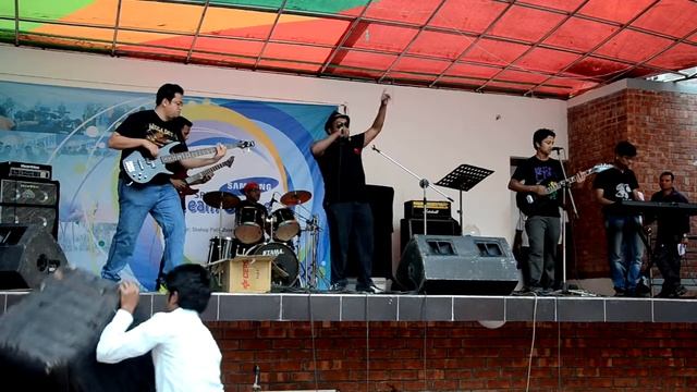 Null Pointer Covers (Chaite Paro By Aurthohin) смотреть онлайн