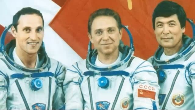 КТО ПО НАЦИОНАЛЬНОСТИ ДЖАНИБЕКОВ / ОТ НАС ЭТО СКРЫВАЛИ!