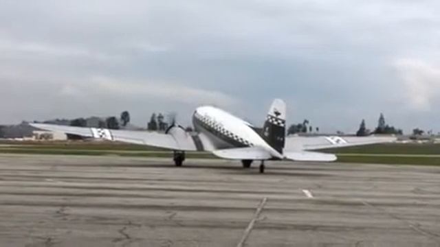 Wings of Valor DC-3 Christmas Flight 12/30/16 смотреть онлайн