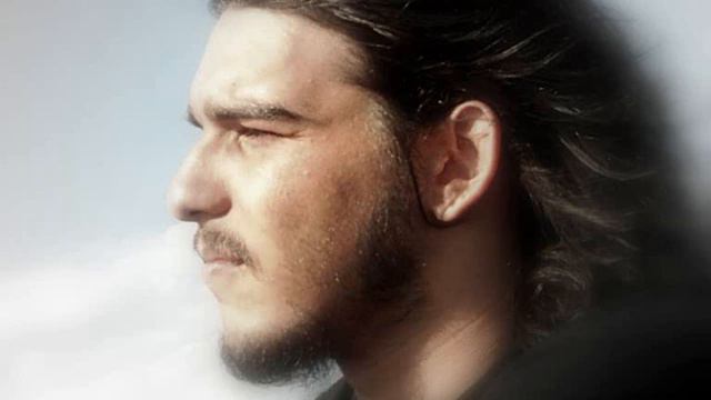 Erdem Ocak - Ama Sen Yoksun смотреть онлайн