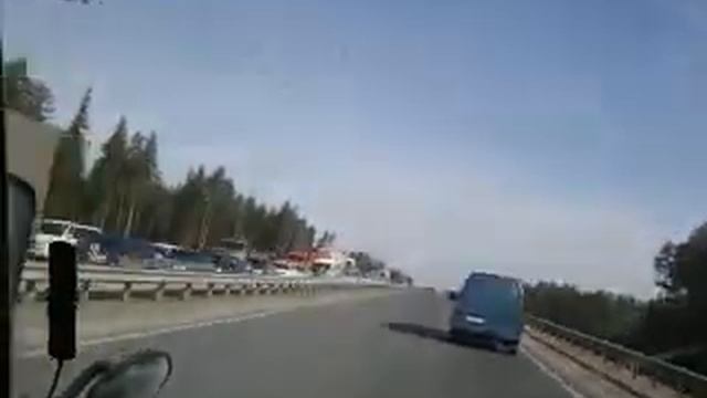 Пробка на трассе М52 смотреть онлайн