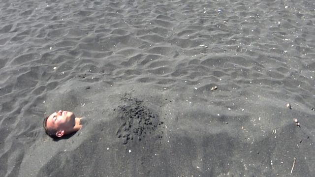 Уреки (Грузия) с Детьми на Машине. Черный Магнитный Песок на Пляже УРЕКИ смотреть онлайн