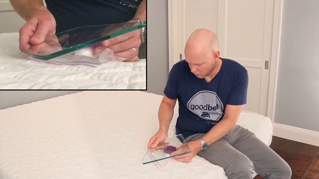 Purple Mattress REAL Egg Test by GoodBed.com смотреть онлайн