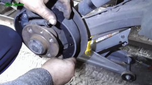 Замена задних тормозных колодок Renault Kangoo