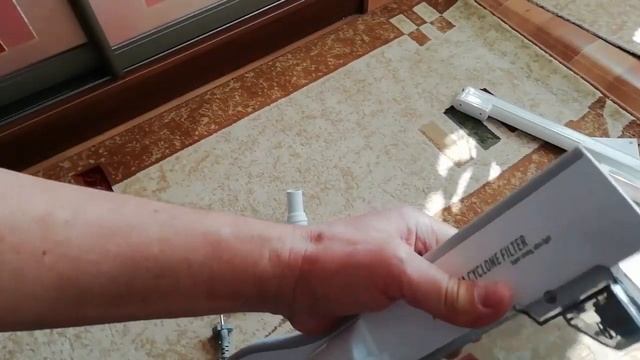 ?РУЧНОЙ , БЮДЖЕТНЫЙ ПЫЛЕСОС DEERMA DX 700 ? смотреть онлайн