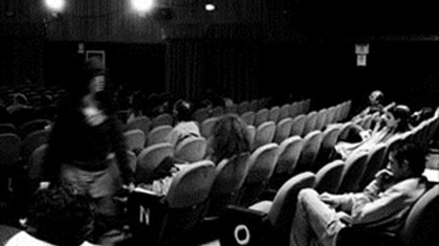 BUIO IN SALA... DANIELE VICARI (REGISTA DI DIAZ) RADIO IES смотреть онлайн