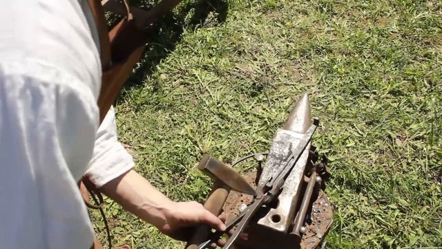 традиционная кузня с мехами смотреть онлайн