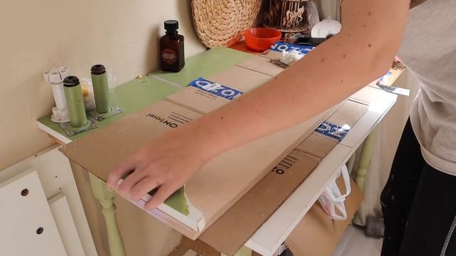 DIY Вторая жизнь старой тумбы под раковину / переделка тумбы из ЛДСП смотреть онлайн