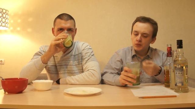 Экспериментальные Напитки 2. Коктейль с ромом и пивными напитками "Цитрусовая буря" смотреть онлайн