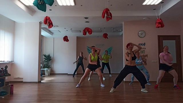 Adrenalina. Jennifer Lopez -Ricky Martin. Зумба Анна Абросимова Zumba ZIN.mp4