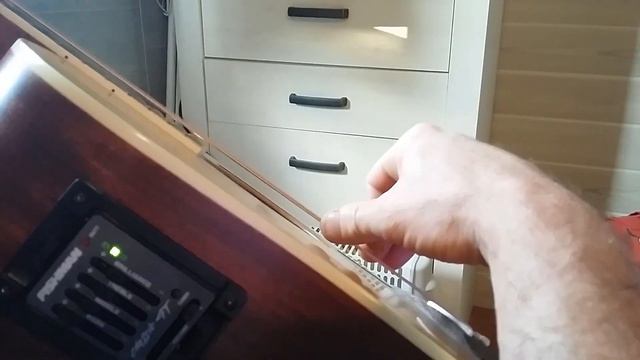 Fishman preamp/pickup repair смотреть онлайн