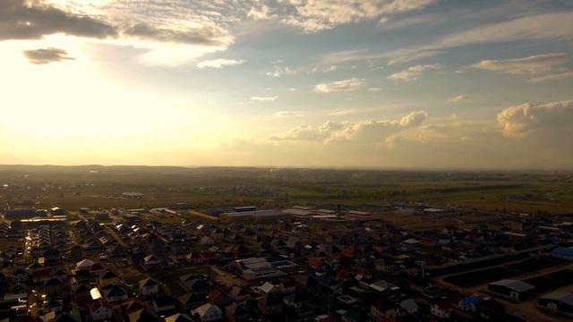 3️⃣0️⃣0️⃣ метров над землёй