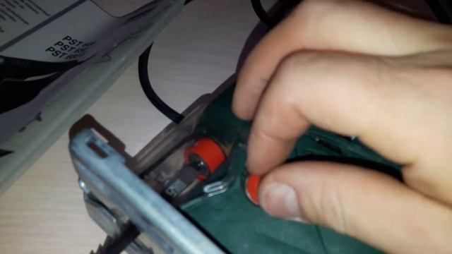 Электрический лобзик BOSCH PST 680 E смотреть онлайн