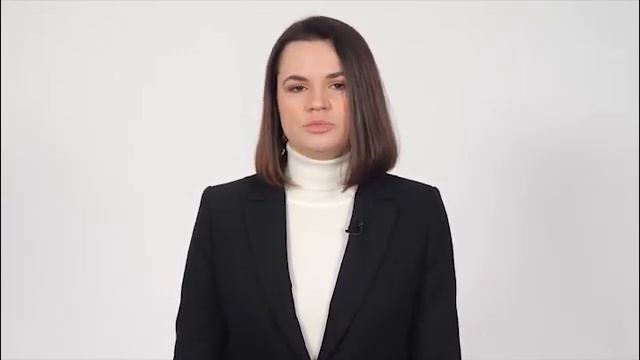"С наименьшими шоками". Не умеющей связать двух слов домохозяйке Тихановской кто-то сказал... смотреть онлайн