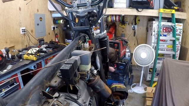 BMW Cafe Racer! - Time Crunch Build Completion - R65 Build PT3 смотреть онлайн