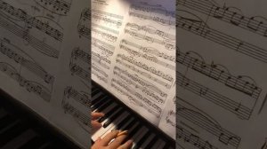 Фрагмент урока online  А. Хачатурян Детский альбом Инвенция (Adagio из «Гаянэ»)