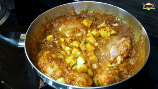 Easy Chicken Massaman Curry | Massaman Curry Recipe Step By Step