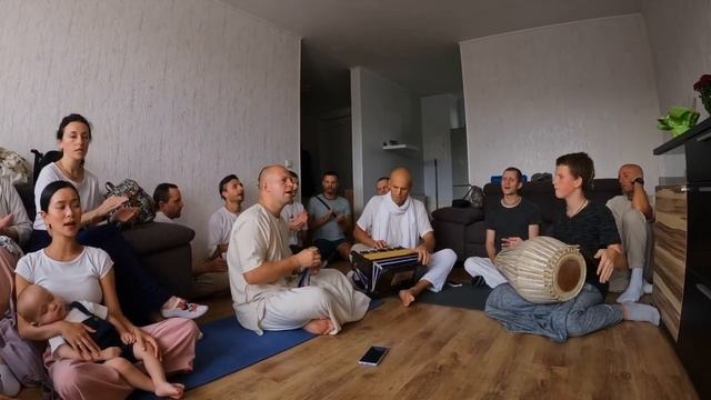 Нама-Хатта - Джайа Радха-Мадхава - Ананда Нимай дас (Бад-Эйнхаузен, 25 августа 2023 г.) смотреть онлайн