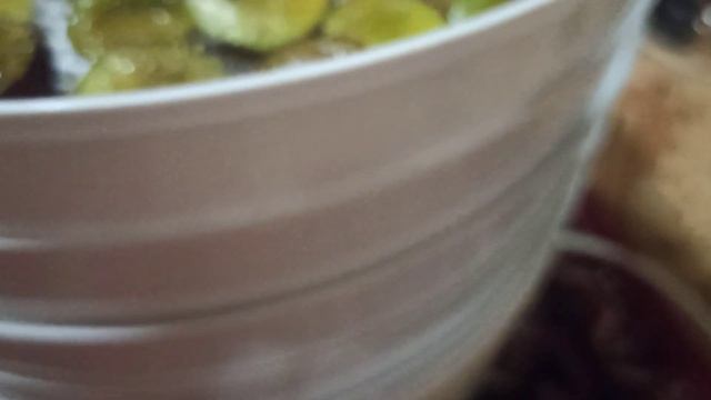 Вяленый деликатес из обычной сливы! С чесноком и прованскими травами! смотреть онлайн