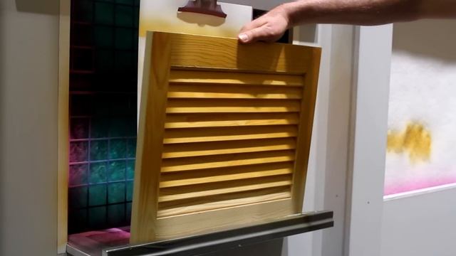 Нанесение масла LEINOS с помощью краскопульта Wagner смотреть онлайн