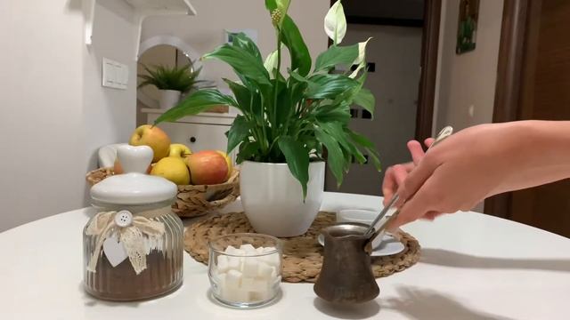 КАК ПРАВИЛЬНО ВАРИТЬ ТУРЕЦКИЙ КОФЕ смотреть онлайн