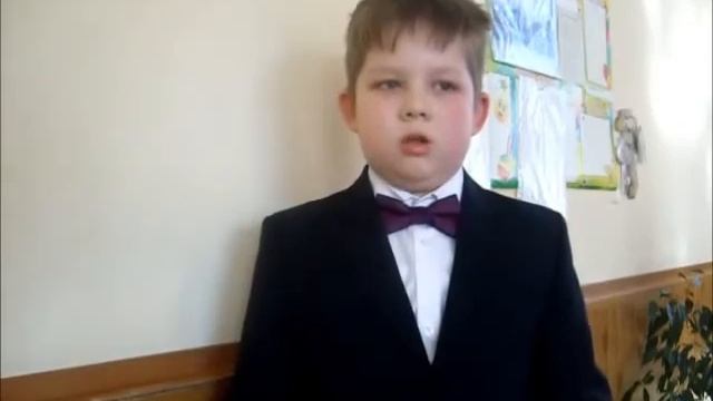Фролов Всеволод читает произведение «Поёт зима, аукает...» С.А.Есенина смотреть онлайн