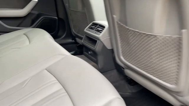 Audi A6 Avant смотреть онлайн