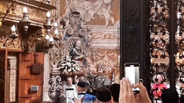 Uscita del BUSTO RELIQUIARIO di SANT'AGATA dal Sacello , Catania 2022 смотреть онлайн