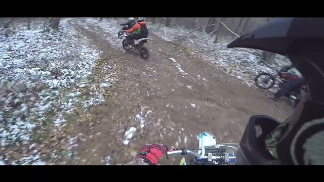 RIDERSTIMECREW. За МКАД через трубу на питбайках смотреть онлайн