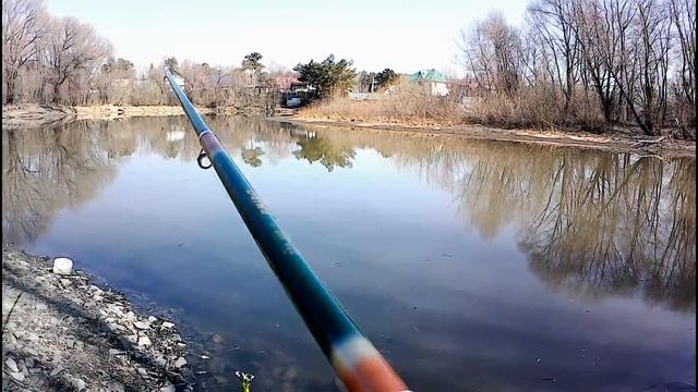 Весенняя рыбалка на донки. Открытие сезона 15 апреля 2022 года. смотреть онлайн