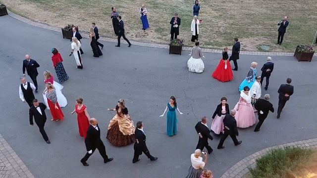 Губернаторский бал в Лошицкой усадьбе Минск 10 сентября 2022г. Полонез смотреть онлайн