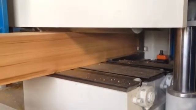 Четырехсторонний станок для балок и бруса Quadro 465\2 смотреть онлайн