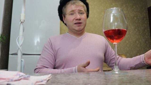 Наташа Губарева и НОВЫЕ ПЕРСОНАЖИ В ЭТОЙ САГЕ, Живу одна в деревне обзор влога. смотреть онлайн
