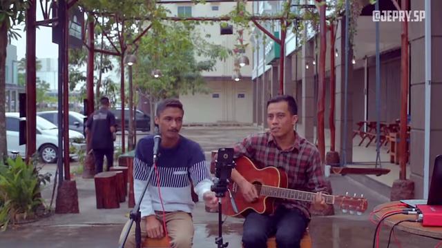 Cantik (Kahitna) + Lirik + Mic Akg C5 (Felix) - Cover By Jepri Ft Ardi #LiveRekording смотреть онлайн