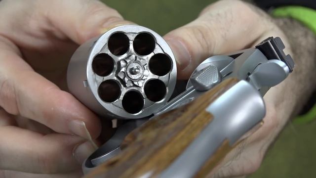 The Perfect Holster for the Perfect Gun смотреть онлайн