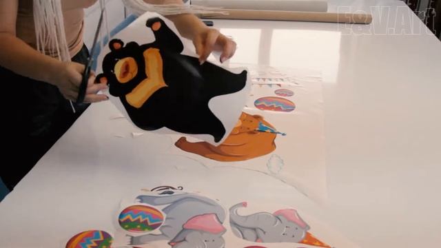 Как изменить дизайн детской комнаты без ремонта. Наклейки для детской комнаты. смотреть онлайн