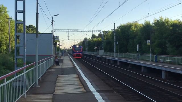 Электропоезд ЭП2Д-0108 ЦППК «РЭКС» Звенигород - Москва смотреть онлайн