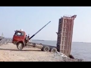 Полнейшие идиоты на работе #19. Подборка ржачных приколов