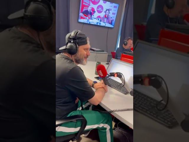 Диляра Вагапова из группы «Мураками» заставила петь ведущих НАШЕго Радио! смотреть онлайн