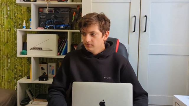 MACBOOK PRO 2017 В 2024 смотреть онлайн