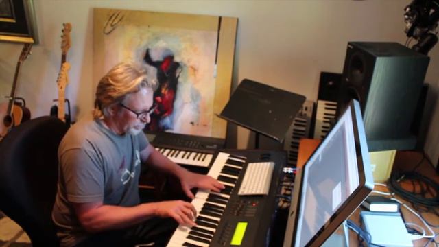 Logic Pro X Clavinet. Mark Oliverius & OMGNashville смотреть онлайн