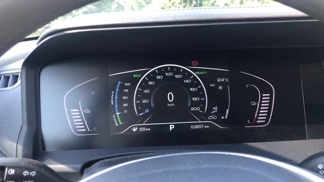 Зарядка в +25 на EVOLUTE i-PRO / Эволют айпро электроавтомобиль в такси смотреть онлайн