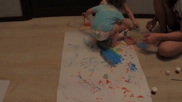 Рисуем гуашью на большом ватмане!!! смотреть онлайн