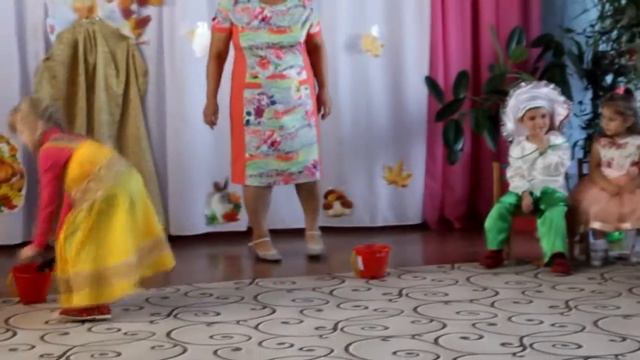 Осенний утренник смотреть онлайн